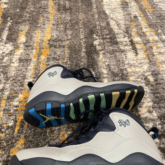 Jordan X (Rio) - Picture 5 of 5